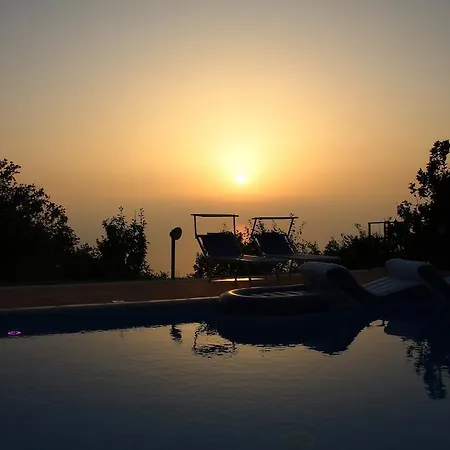 Casale Rondinella فندق مبيت وإفطار *
